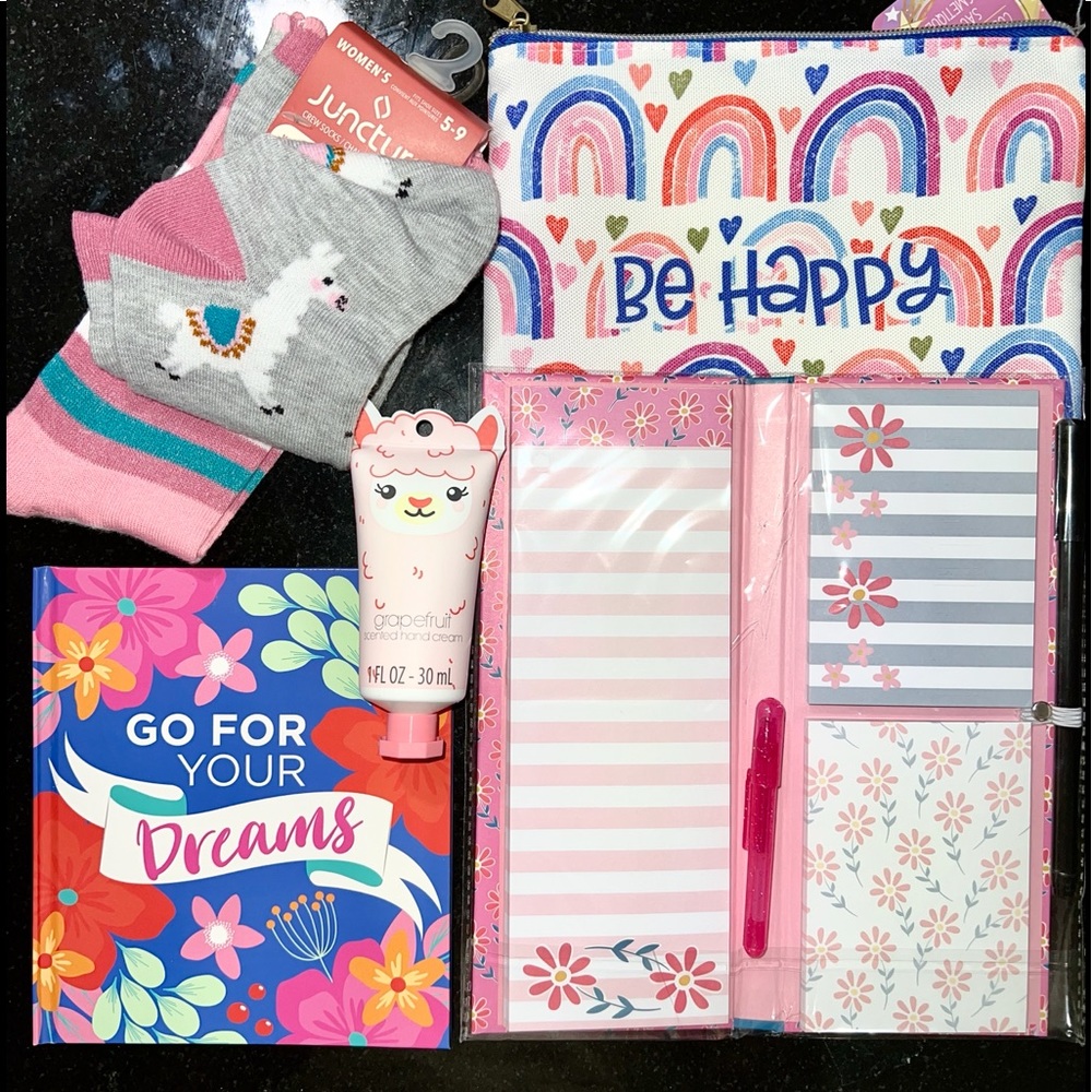 NWT No Drama LLAMA Gift